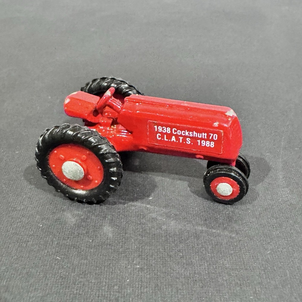CLATS 1988 1:64 Diecast Model Of A 1938‎ Red Cockshutt H70 Tractor Rubber Wheels